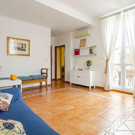 Lejlighed Corradi 4 With Terrace *