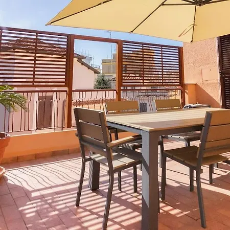 Corradi 4 With Terrace Rom